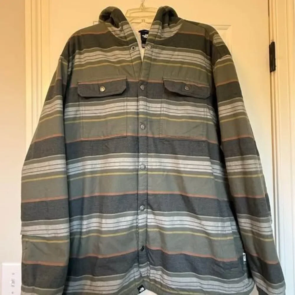 The North Face Men's Hooded Campshire Shirt Jacket XXL Green Gray Striped